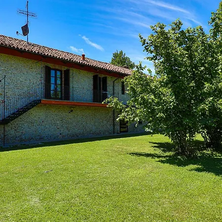 Cascina Giuli Дом отдыха Альба