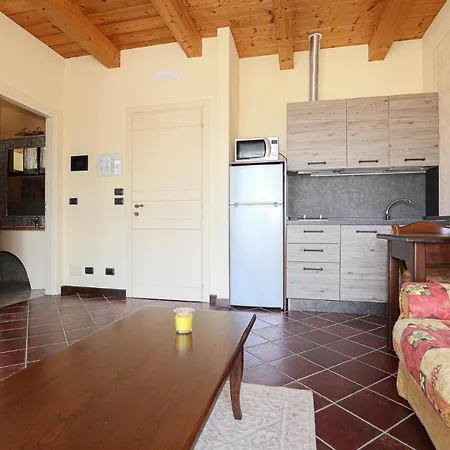 Cascina Giuli Дом отдыха Альба