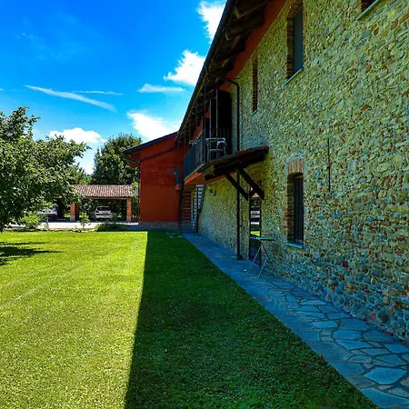 Cascina Giuli Дом отдыха Альба