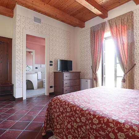 Дом отдыха Cascina Giuli *