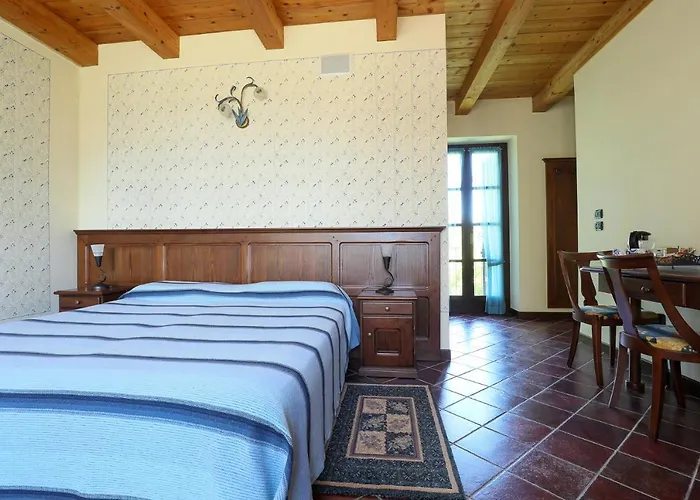 Feriehus Cascina Giuli Alba (Piedmont)